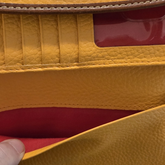 EUC Dooney & Bourke Collection Signature Logo Continental Clutch Wallet, Mustard - Picture 7 of 11